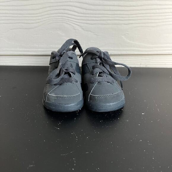 Jordan Nike Toddler Retro 6 Low Mint Foam Shoes Sneakers Sz 5C Style 768885-015 - Picture 3 of 11